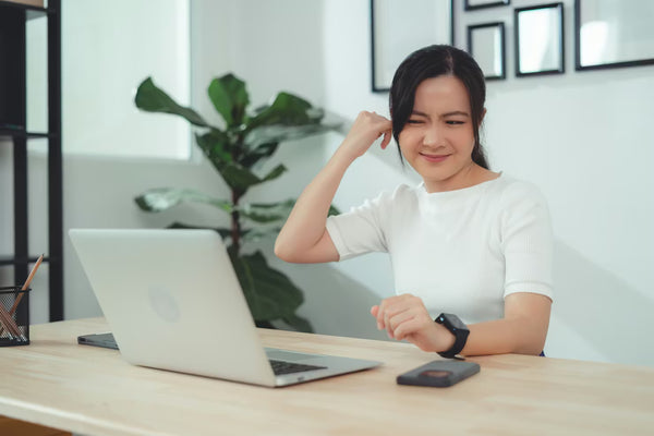 Wait, Are Itchy Ears Really A Sign Of Perimenopause?!